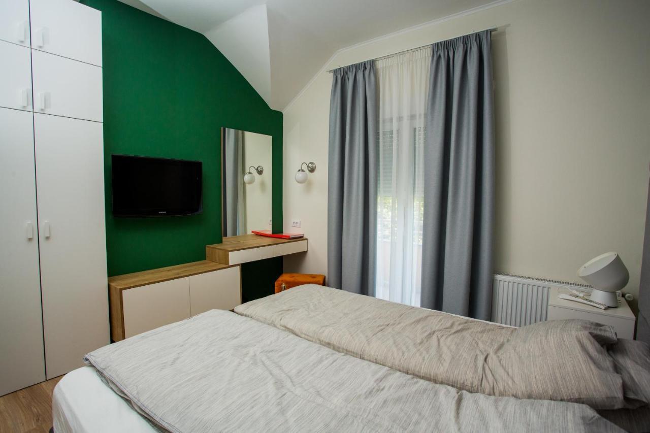 Apartman Zeka Paragvajac Apartment Subotica Exterior foto