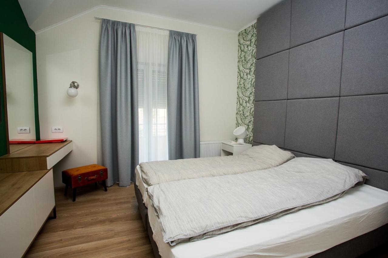 Apartman Zeka Paragvajac Apartment Subotica Exterior foto